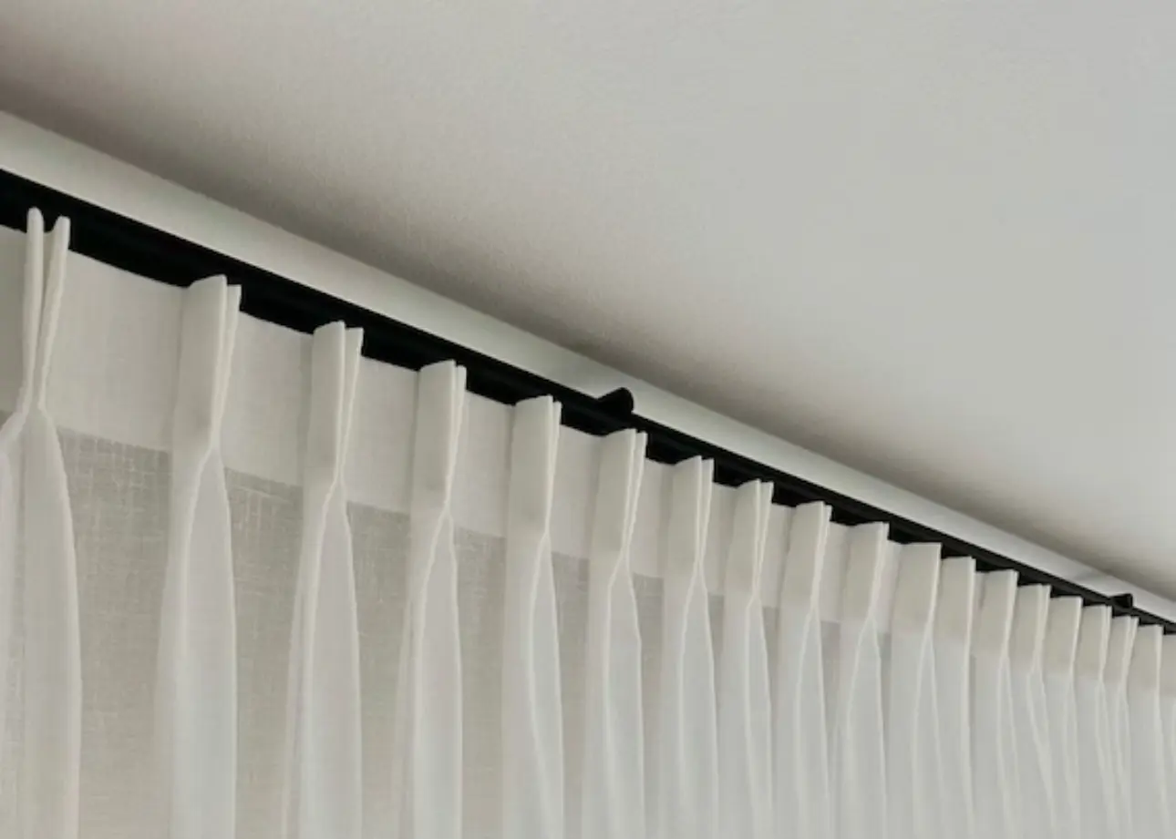 Pinch Pleat